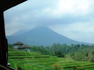 Bali - mountain from bus